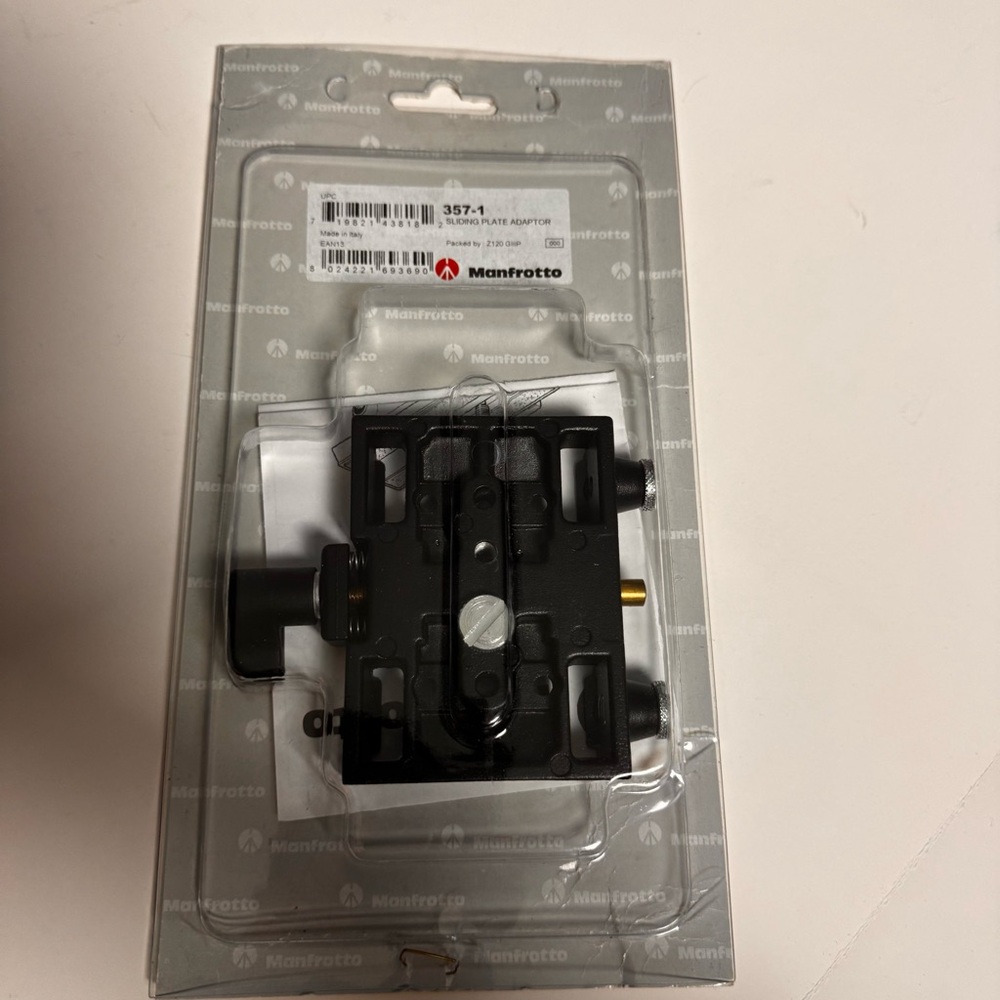 Manfrotto 357-1 Sliding Plate Adapter – Brand New, Sealed
